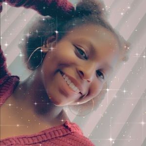 Meet your Posher, Alaina